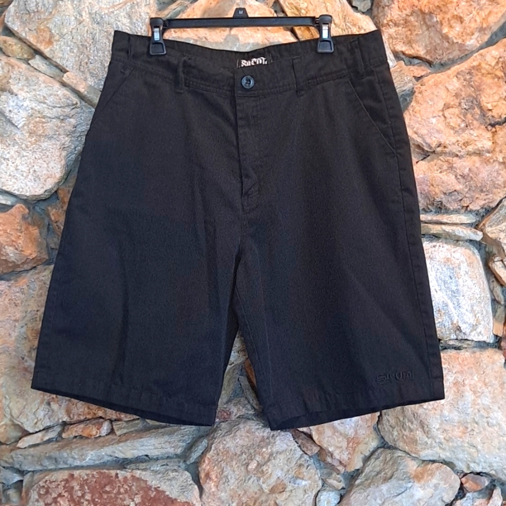 SoCal Men's Black Shorts with Pinstripes Vintage Size 36
